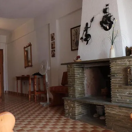Sea View Apartment Stro1